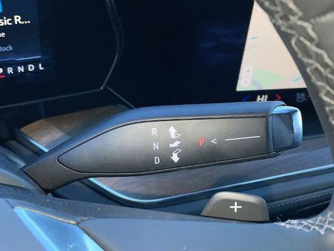 New 2025 Chevrolet Suburban High Country image 66