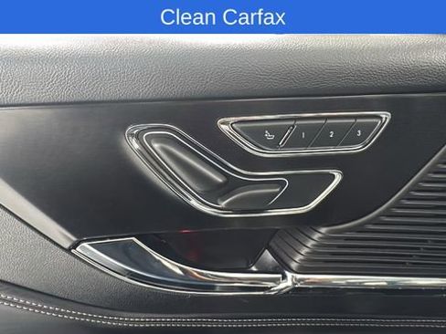 Used 2022 Lincoln Corsair Reserve image 11