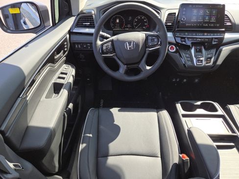 New 2026 Honda Odyssey Touring image 28