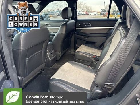 Used 2017 Ford Explorer XLT w/ Equipment Group 202A image 10