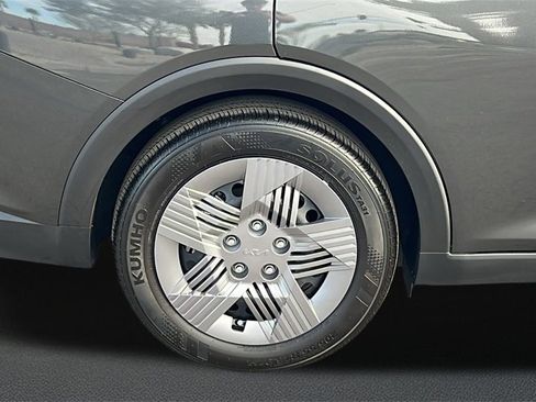 Used 2025 Kia K4 LX image 5