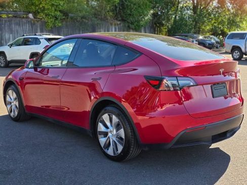 Used 2023 Tesla Model Y Long Range AWD/4WD image 5