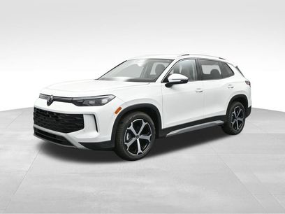 New 2025 Volkswagen Tiguan SE