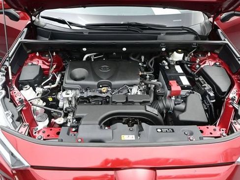 Used 2020 Toyota RAV4 XLE FWD image 20