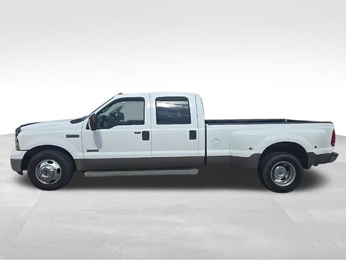 Used 2005 Ford F350 Lariat image 6