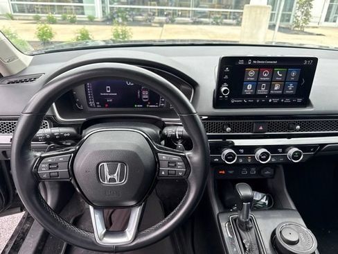 Used 2022 Honda Civic Touring image 23