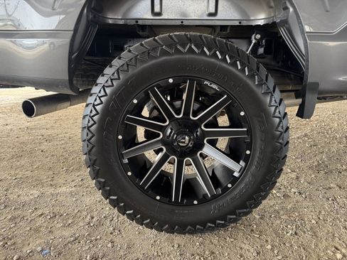 Used 2024 Ford F150 XLT image 43