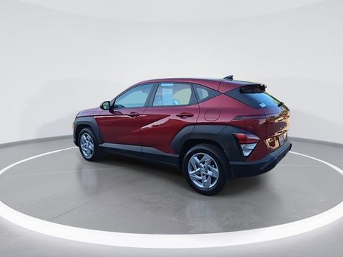 Certified 2025 Hyundai Kona SE FWD image 6