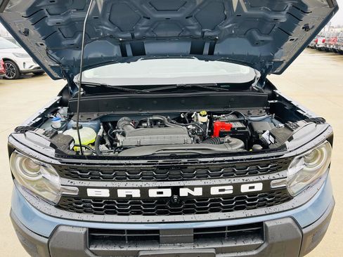New 2025 Ford Bronco Sport Outer Banks w/ Outer Banks Tech Package+ AWD/4WD image 47