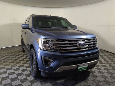 Used 2019 Ford Expedition XLT w/ Equipment Group 201A RWD image 14