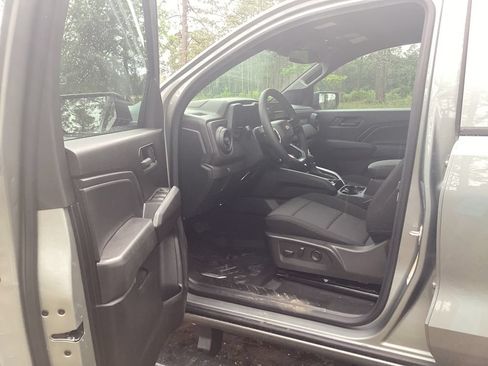 New 2026 Chevrolet Colorado W/T w/ WT Custom Package RWD image 9