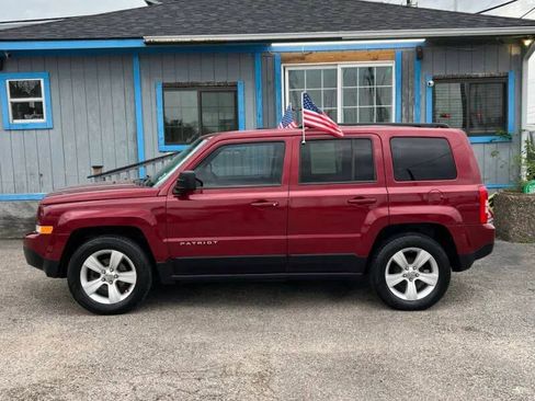 Used 2015 Jeep Patriot Sport w/ Power Value Group image 9