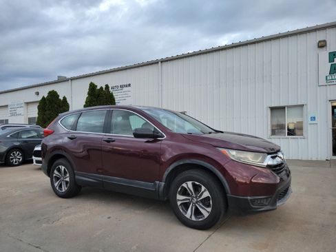 Used 2019 Honda CR-V LX image 1