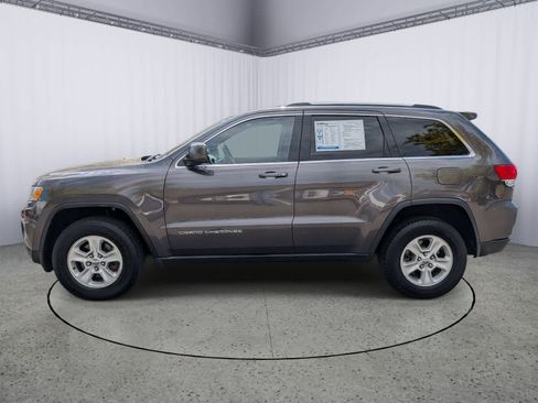 Used 2015 Jeep Grand Cherokee Laredo w/ Quick Order Package 23E AWD/4WD image 5