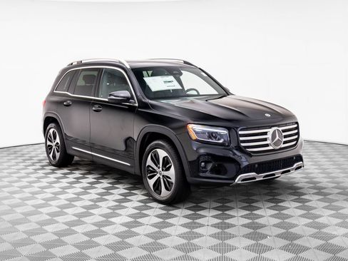 New 2026 Mercedes-Benz GLB 250 4MATIC image 7