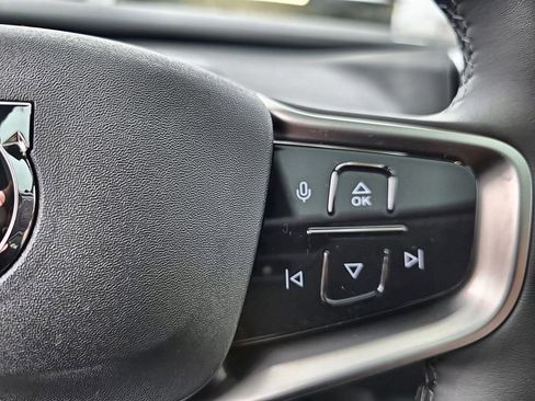 New 2025 Volvo EX30 Plus w/ Protection Package Premier image 26