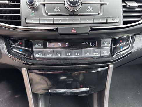 Used 2016 Honda Accord Sport image 23