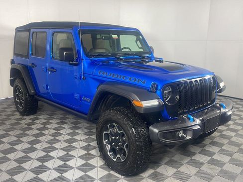 Used 2021 Jeep Wrangler Unlimited Rubicon 4xe w/ Cold Weather Group AWD/4WD image 5