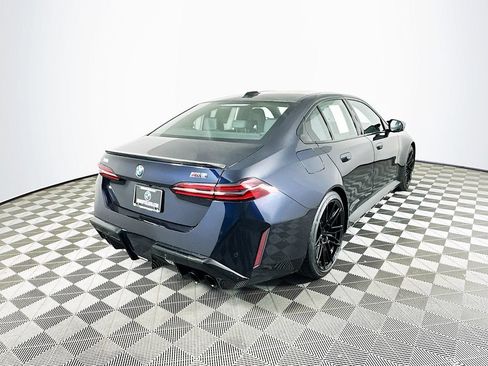 Used 2025 BMW M5 AWD/4WD image 9
