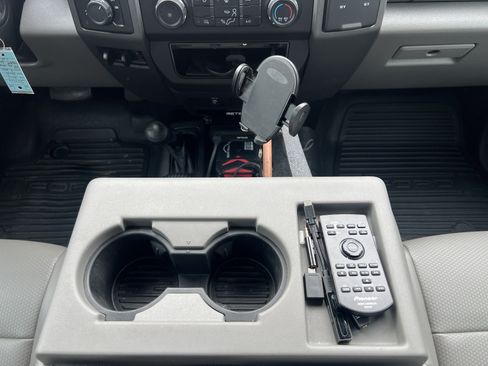 Used 2017 Ford F350 XL w/ Power Equipment Group AWD/4WD image 42