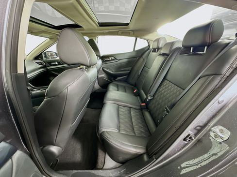 Used 2023 Nissan Maxima Platinum w/ Sport Mat Group image 29