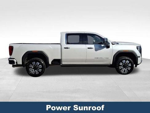 Used 2024 GMC Sierra 2500 Denali w/ Denali Reserve Package image 9