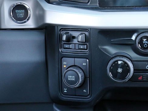 New 2026 Ford F250 XLT w/ XLT Premium Package image 33