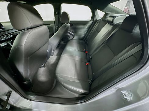 Used 2024 Honda Civic Sport image 25