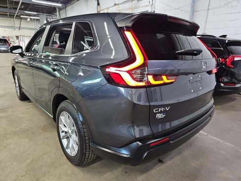 Used 2024 Honda CR-V EX image 3
