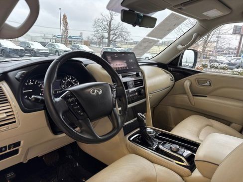 Used 2023 INFINITI QX80 Luxe w/ Cargo Package image 12