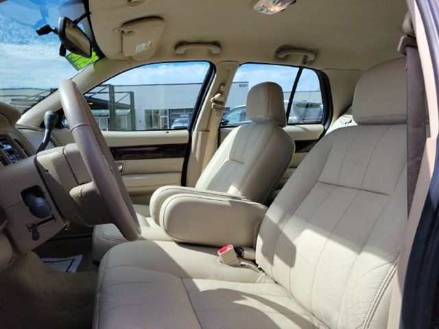 Used 2010 Mercury Grand Marquis LS RWD image 5