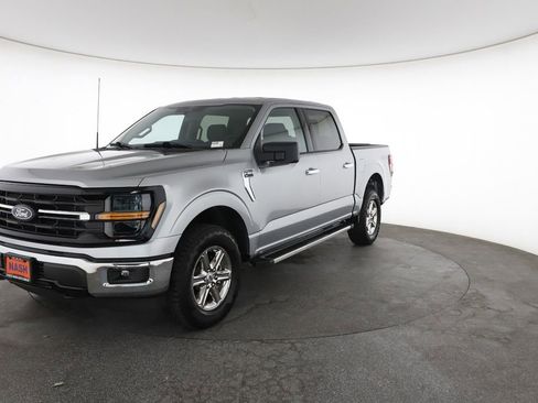 Used 2025 Ford F150 XLT w/ Equipment Group 301A Standard AWD/4WD image 5
