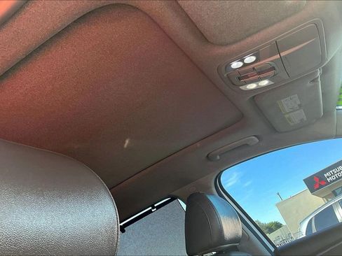 Used 2020 Hyundai Santa Fe Limited AWD/4WD image 22