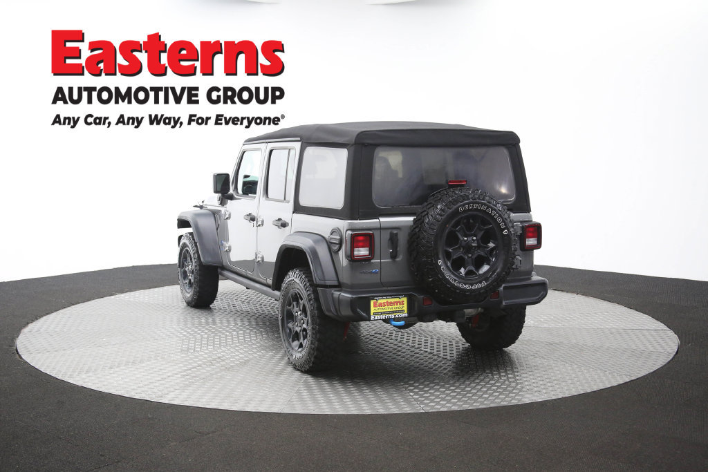 Used 2023 Jeep Wrangler Unlimited w/ Cold Weather Group AWD/4WD image 37