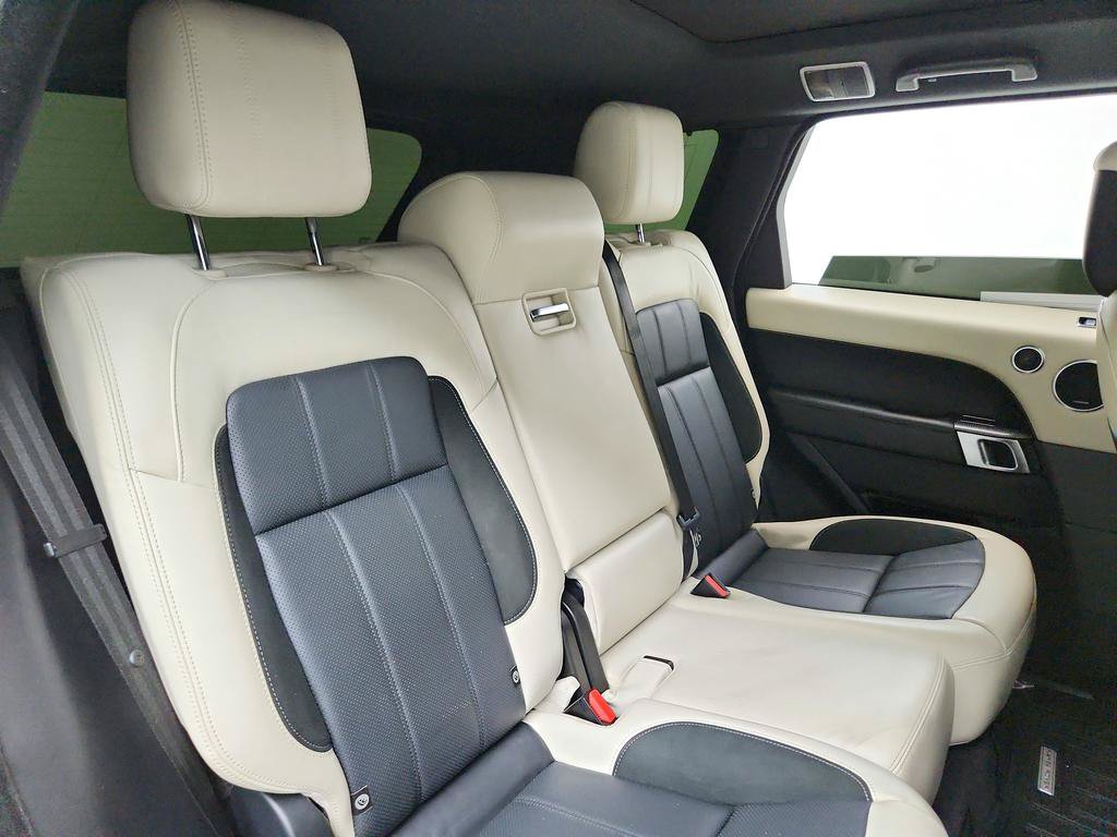 Used 2021 Land Rover Range Rover Sport HST AWD/4WD image 30