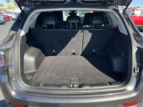 Used 2019 Jeep Compass Altitude image 24