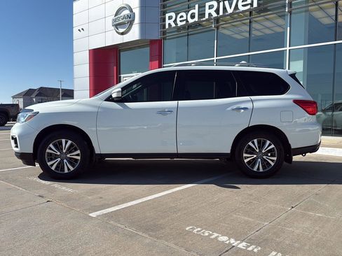 Used 2020 Nissan Pathfinder S image 13