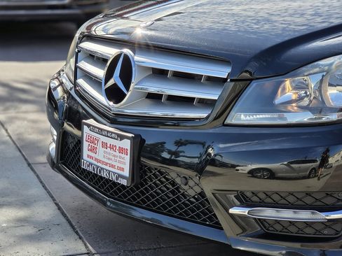 Used 2013 Mercedes-Benz C 250 Sport image 9