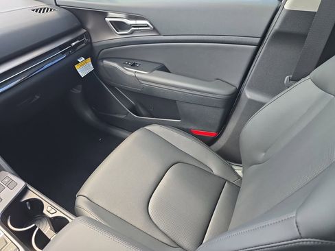 New 2026 Kia Sportage EX image 16