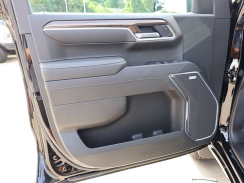New 2026 Chevrolet Silverado 1500 LT Trail Boss w/ Convenience Package II AWD/4WD image 13