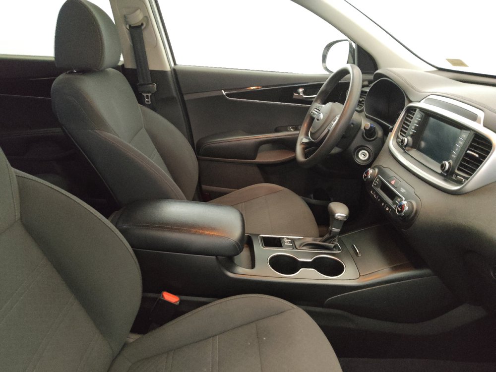 Used 2019 Kia Sorento AWD V6 image 21