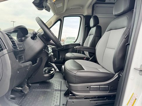 New 2026 RAM ProMaster 2500 w/ Cold Weather Group image 18