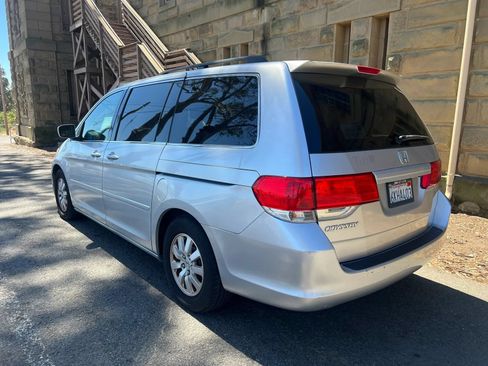 Used 2010 Honda Odyssey EX-L image 29