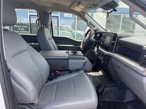 Used 2024 Ford F550 4x4 Crew Cab Super Duty image 11