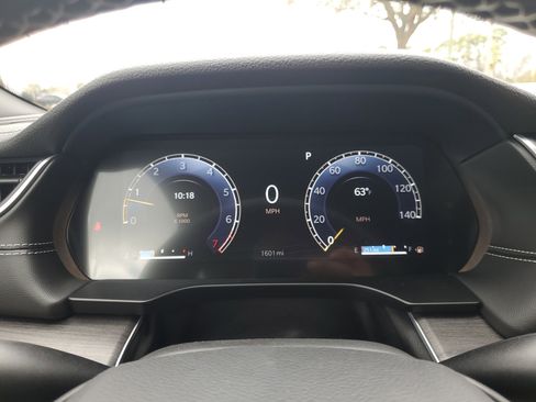 Used 2025 Jeep Grand Cherokee L Limited image 19