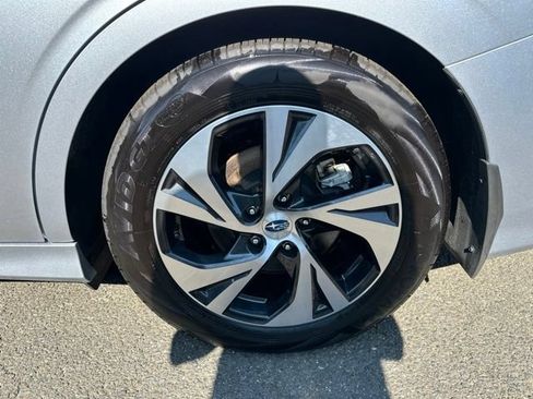 Used 2025 Subaru Legacy Premium AWD/4WD image 31