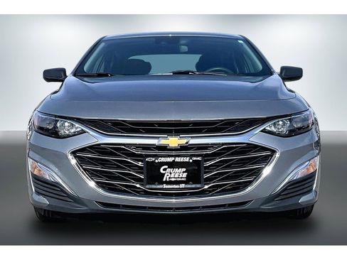 Used 2024 Chevrolet Malibu LS image 2