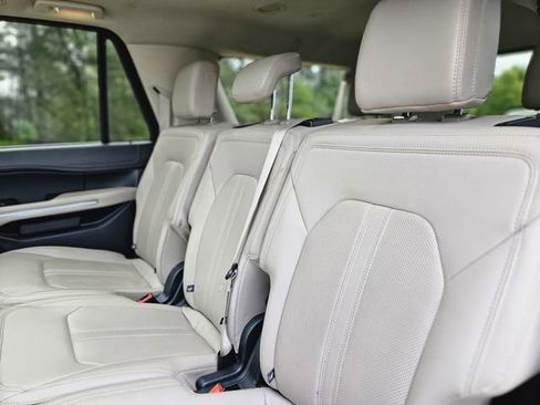 Used 2024 Ford Expedition Max Limited RWD image 29