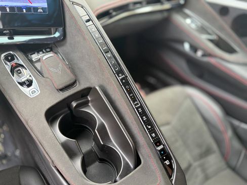 Used 2023 Chevrolet Corvette Stingray Premium Cpe w/ Z51 Performance Package RWD image 13