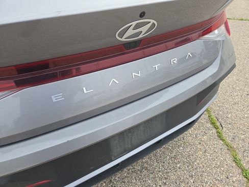 Used 2024 Hyundai Elantra SEL FWD image 37